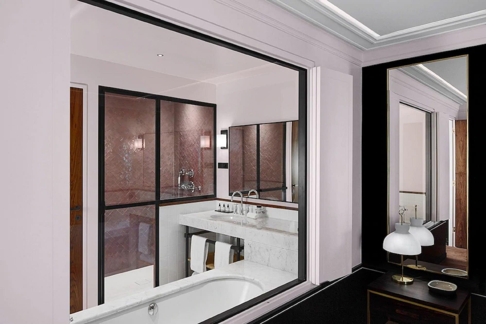 Le Roch & 5* Paris